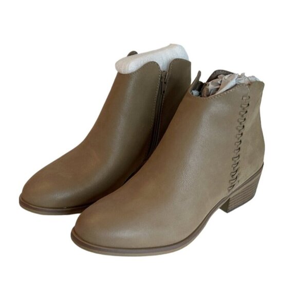 Mia Women's Jaice Heeled Ankle Bootie Taupe Size 7.5 NWT - Picture 1 of 8